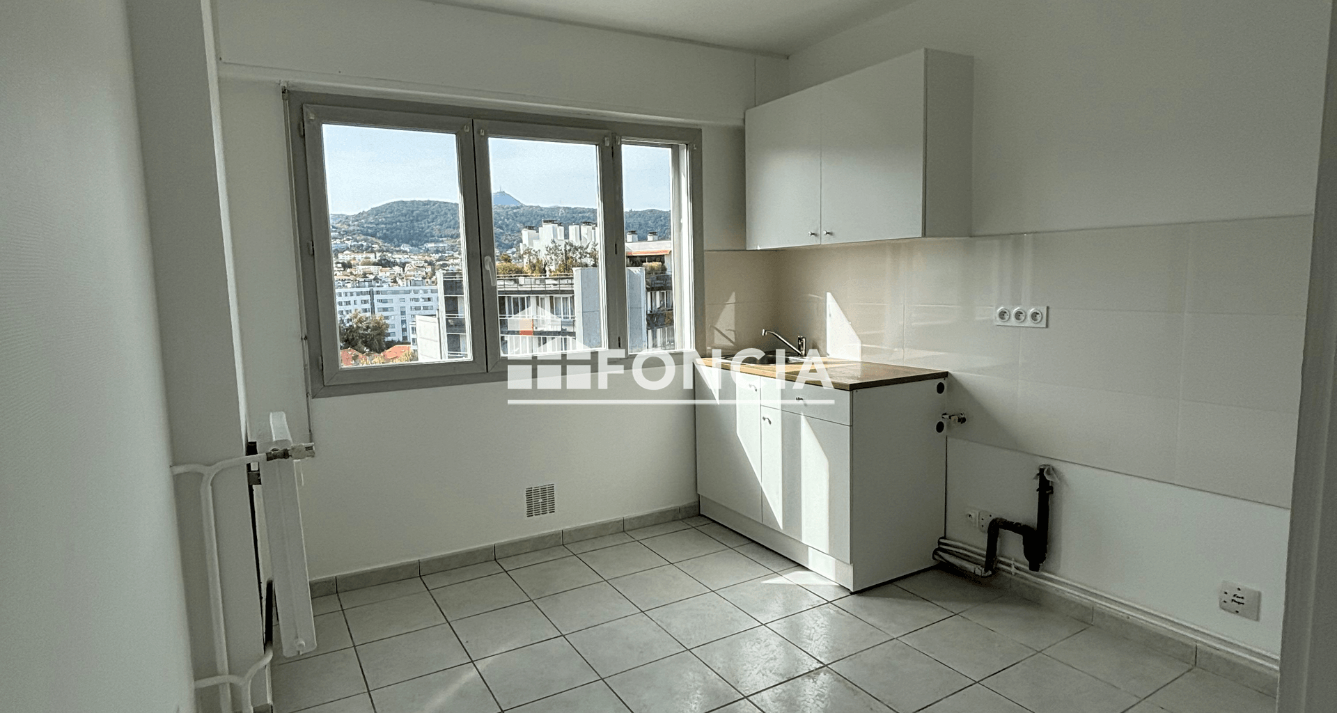 Appartement 3 pièces (65 m²) à louer - Clermont-ferrand (63000)