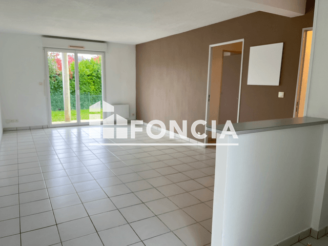 Appartement 2 pièces (49.83 m²) à louer - Sable Sur Sarthe (72300)