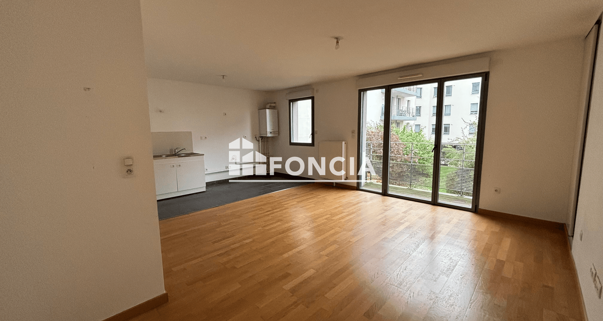 Appartement 4 pièces (77.7 m²) à louer - Reims (51100)