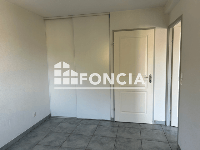 Appartement 2 pièces (40.56 m²) à louer - La Crau (83260)