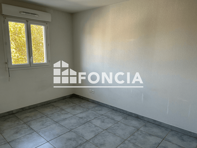 Appartement 2 pièces (40.56 m²) à louer - La Crau (83260)