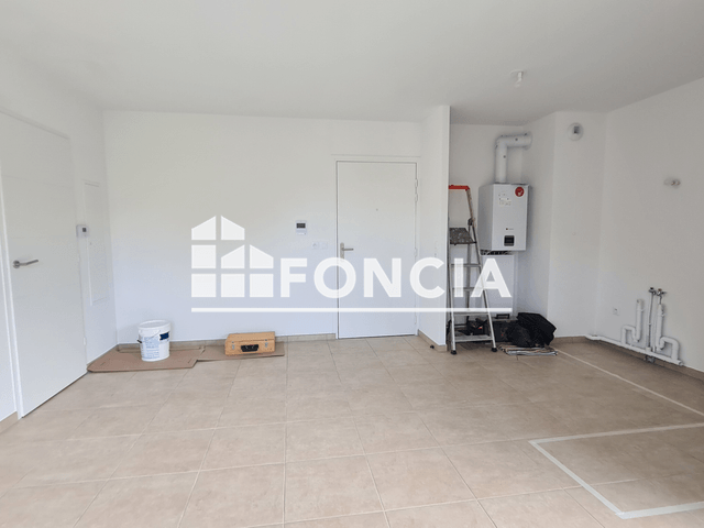 Appartement 2 pièces (44.4 m²) à louer - Saint-egreve (38120)