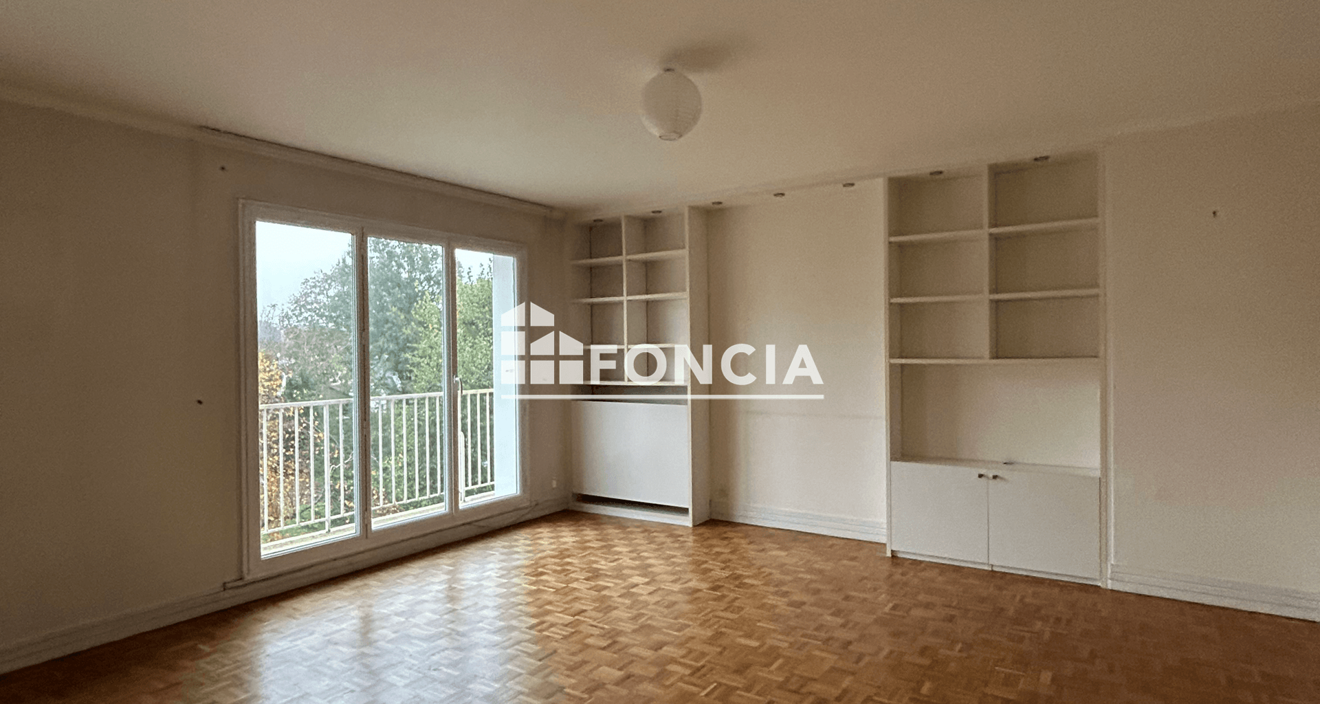 Appartement 4 pièces (82.85 m²) à louer - Orléans (45000)