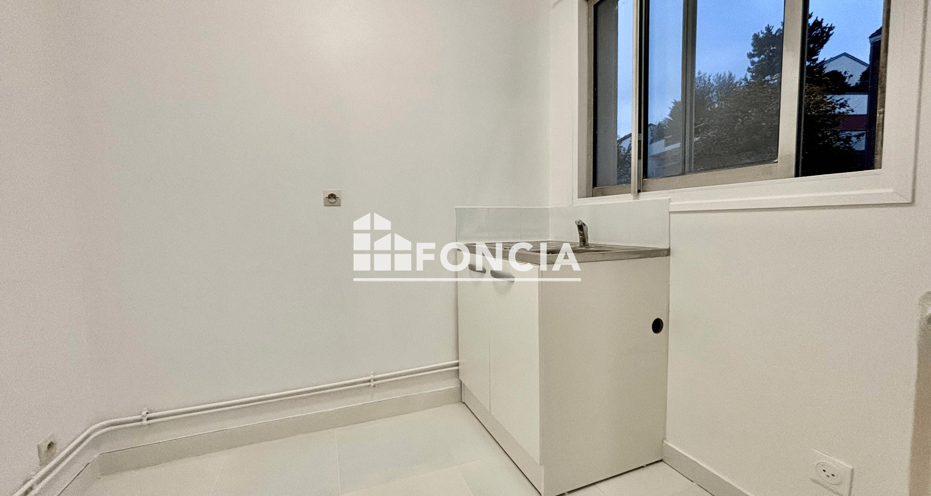 Studio (27.73 m²) à louer - Suresnes (92150)