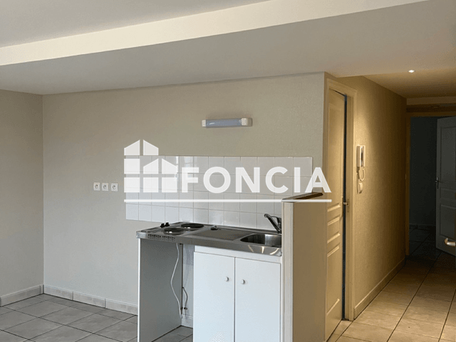 Appartement 2 pièces (46.98 m²) à louer - Sable Sur Sarthe (72300)