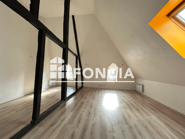 Appartement 2 pièces (56.02 m²) à louer - Laon (02000)