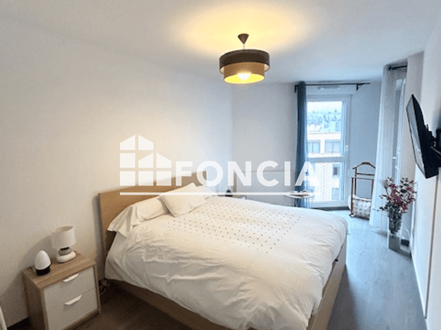 Appartement meublé 2 pièces (40 m²) à louer - Saint Etienne (42000)