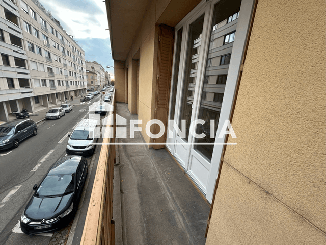 Appartement 2 pièces (56.1 m²) à louer - Lyon 7ᵉ (69007)