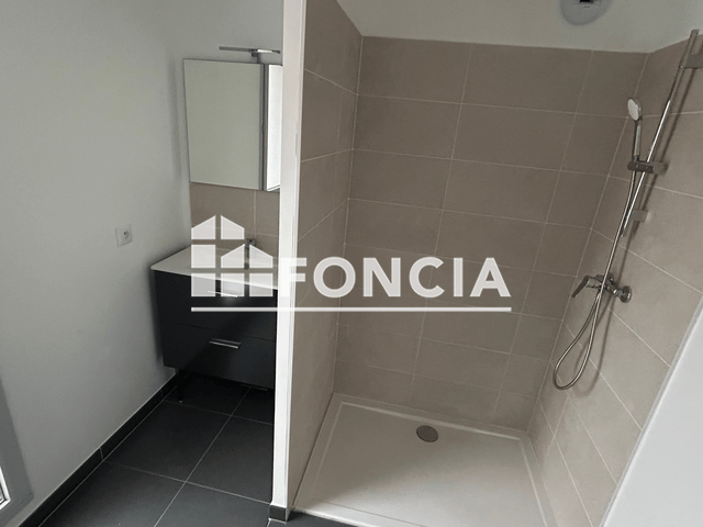 Appartement 3 pièces (62.5 m²) à louer - Reims (51100)
