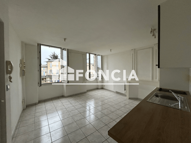 Appartement 2 pièces (32.79 m²) à louer - Casseneuil (47440)