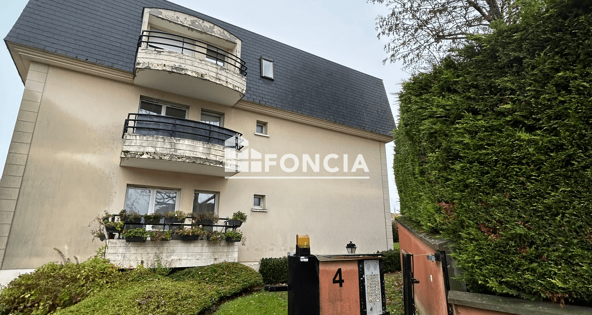 Appartement 2 pièces (47.37 m²) à louer - Roissy-en-france (95700)