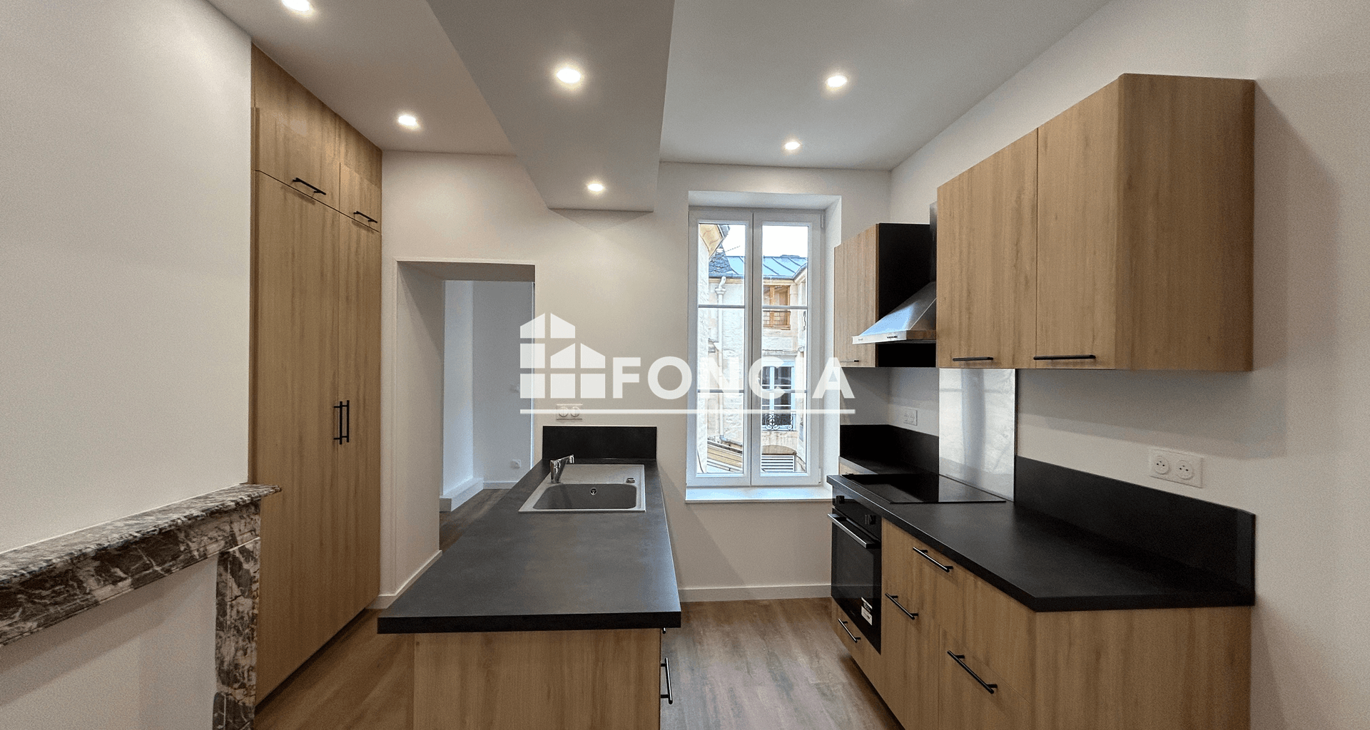 Appartement 4 pièces (97.1 m²) à louer - Charleville-mézières (08000)