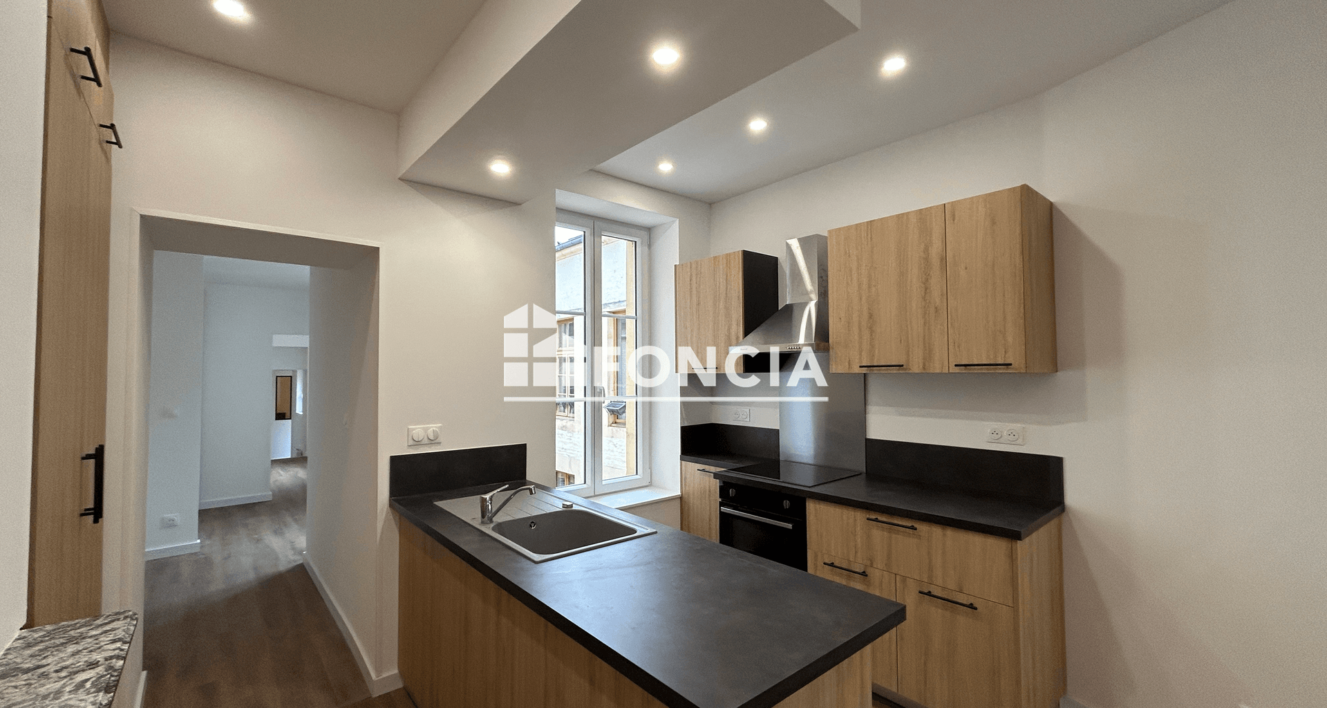 Appartement 4 pièces (97.1 m²) à louer - Charleville-mézières (08000)