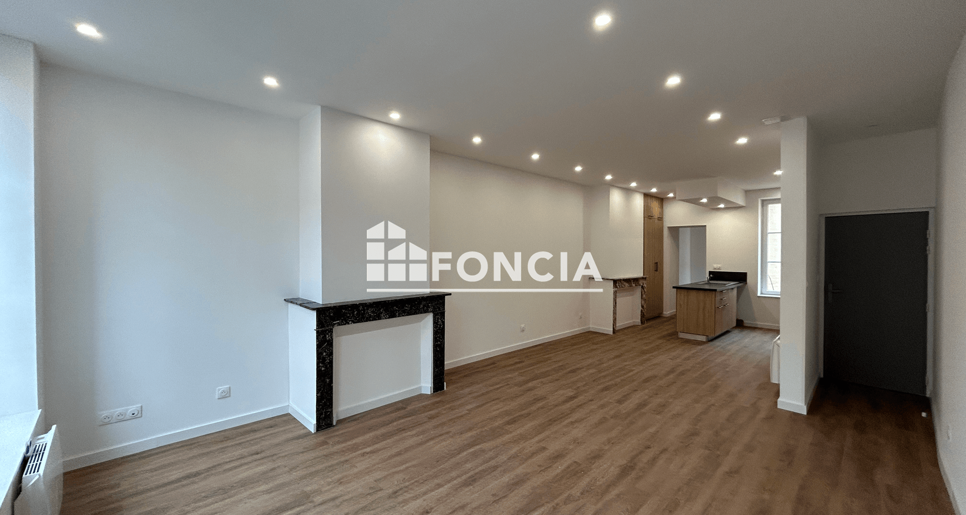 Appartement 4 pièces (97.1 m²) à louer - Charleville-mézières (08000)