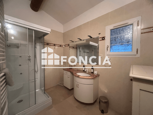 Maison 8 pièces (260.04 m²) à louer - Aix En Provence (13090)