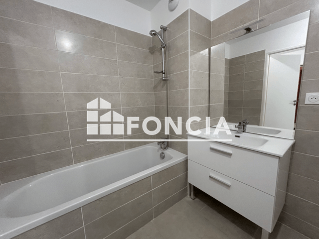 Appartement 3 pièces (60.9 m²) à louer - Vias (34350)