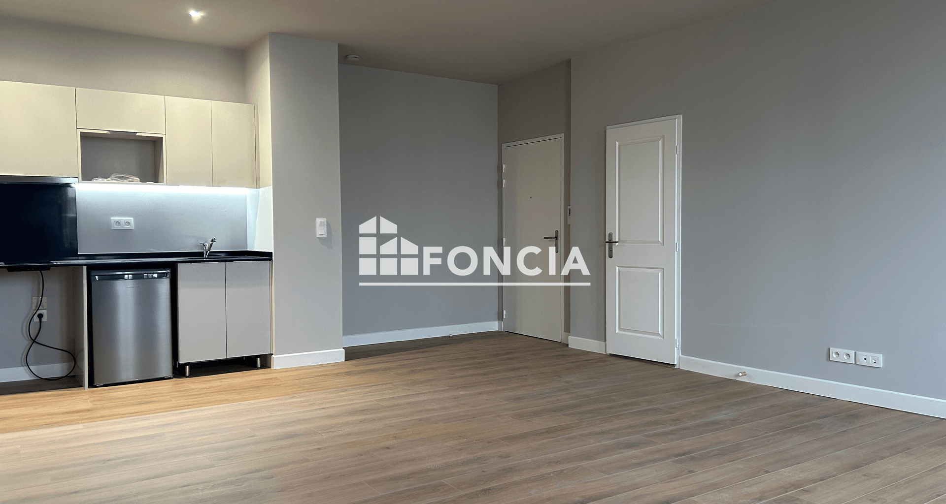 Studio (40 m²) à louer - Saintes (17100)