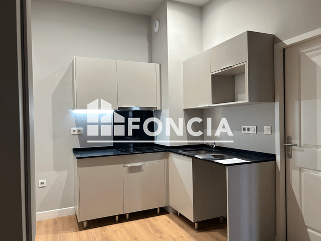 Appartement 2 pièces (41 m²) à louer - Saintes (17100)