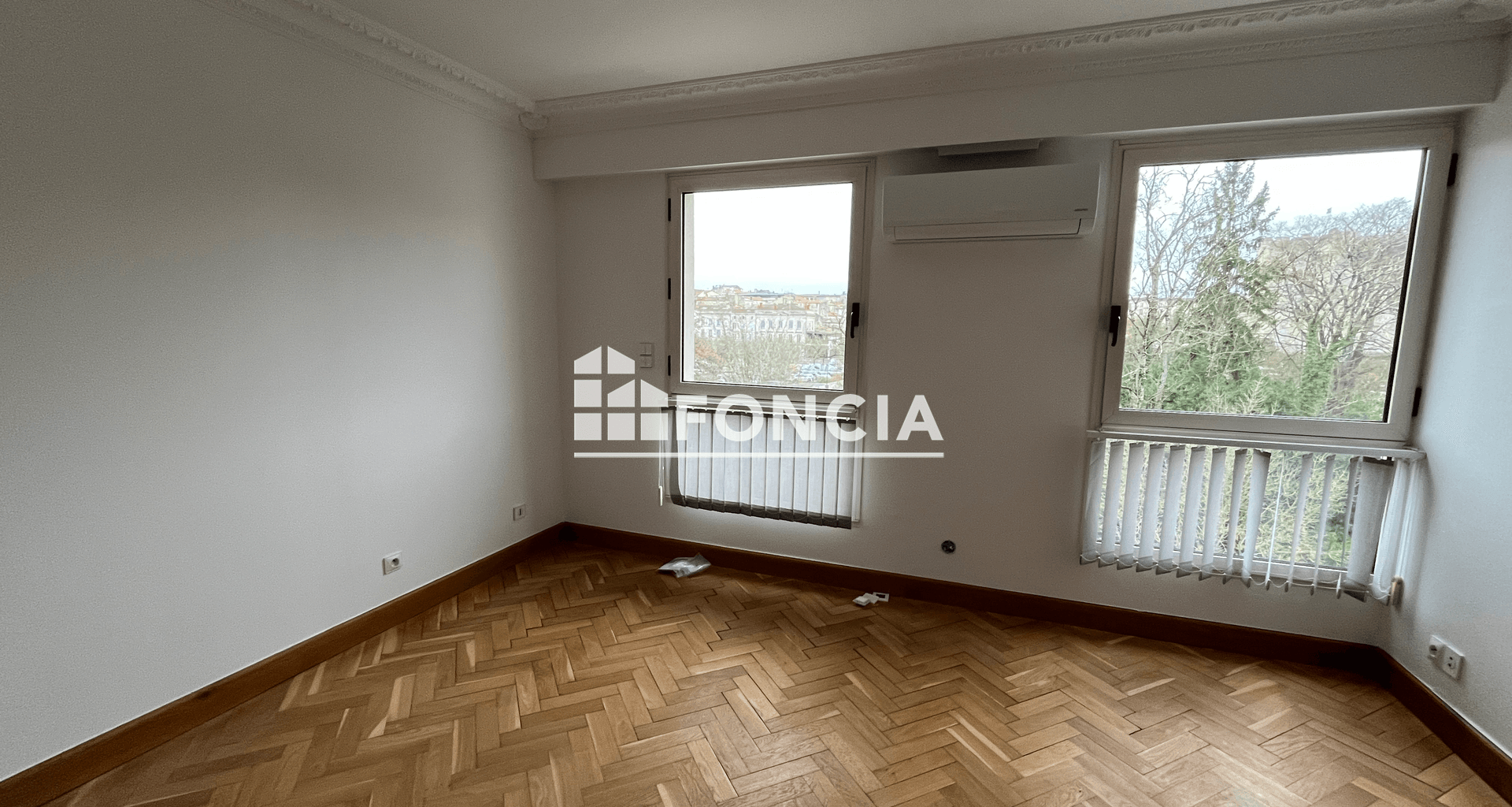 Appartement 5 pièces (161.49 m²) à louer - Niort (79000)
