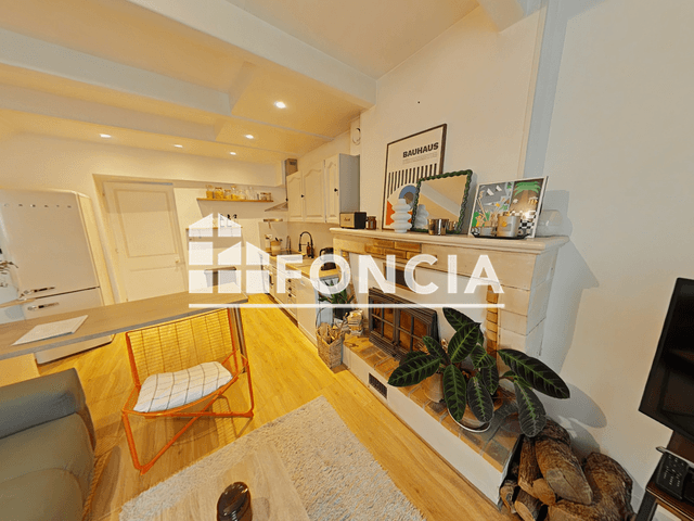 Maison 3 pièces (69 m²) à louer - Verines (17540)