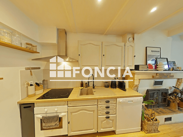 Maison 3 pièces (69 m²) à louer - Verines (17540)