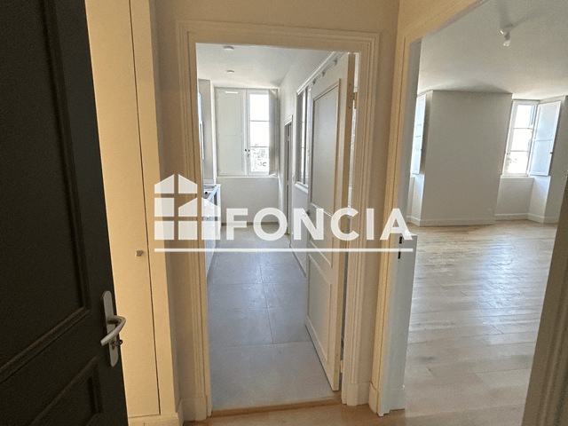 Appartement 3 pièces (87.29 m²) à louer - Pau (64000)