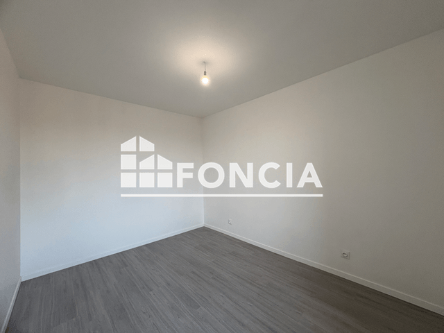 Appartement 2 pièces (35.75 m²) à louer - Charleville-mézières (08000)