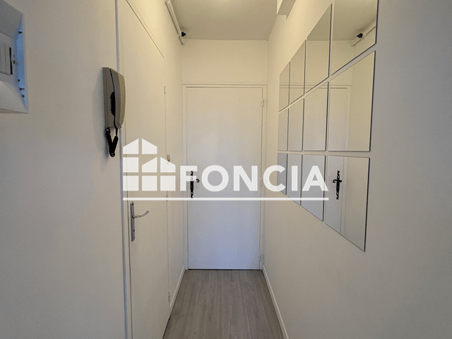 Appartement 2 pièces (35.75 m²) à louer - Charleville-mézières (08000)