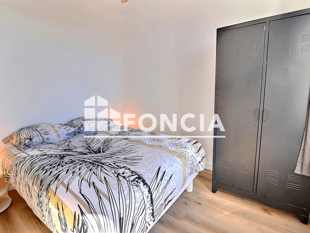 Appartement meublé 2 pièces (30.64 m²) à louer - Hyeres (83400)