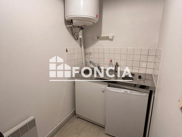 Studio meublé (14.74 m²) à louer - Le Mans (72000)