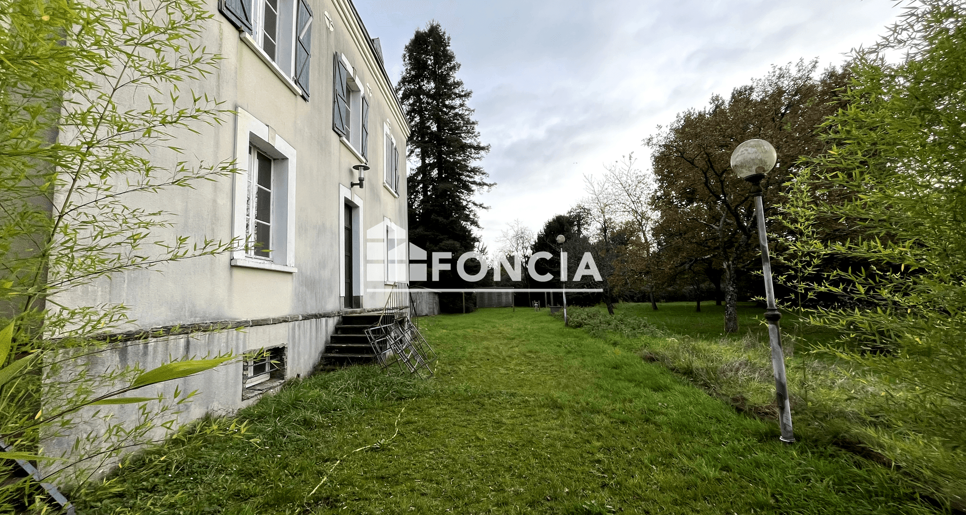 Maison 11 pièces (280 m²) à vendre - Pont-péan (35131)