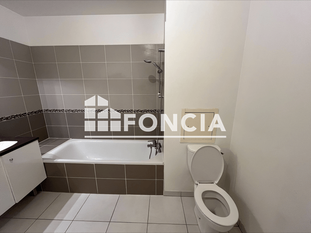 Appartement 2 pièces (46.1 m²) à louer - Chambery (73000)