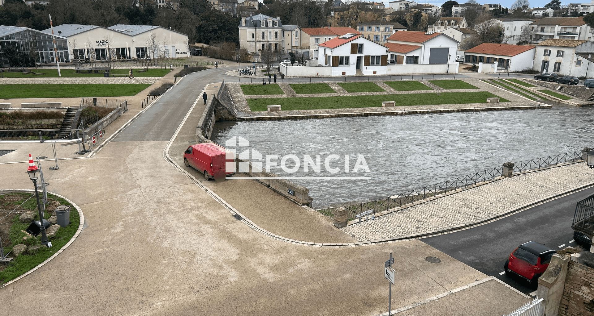 Appartement 3 pièces (82.83 m²) à louer - Niort (79000)