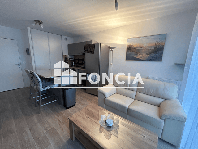 Appartement meublé 2 pièces (36.97 m²) à louer - La Roche Sur Yon (85000)