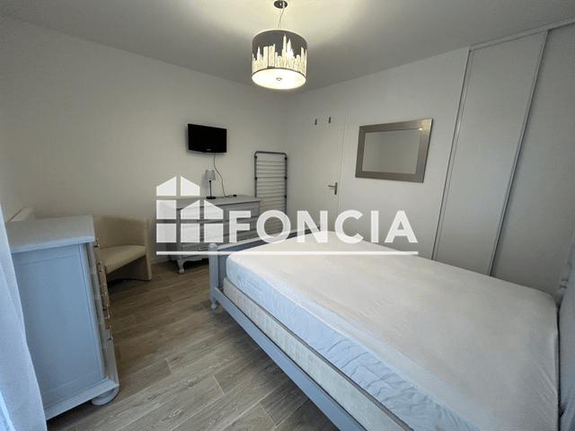 Appartement meublé 2 pièces (36.97 m²) à louer - La Roche Sur Yon (85000)