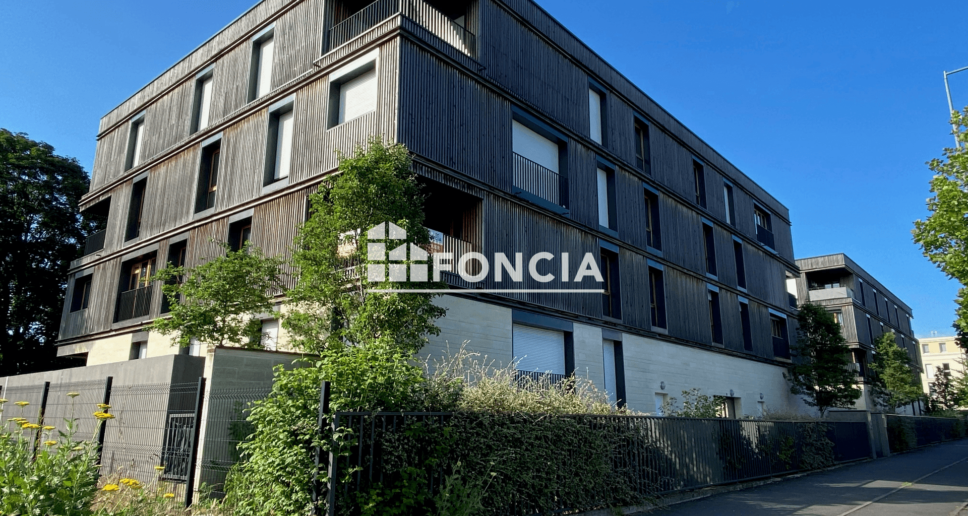 Appartement 5 pièces (138.5 m²) à louer - Caen (14000)