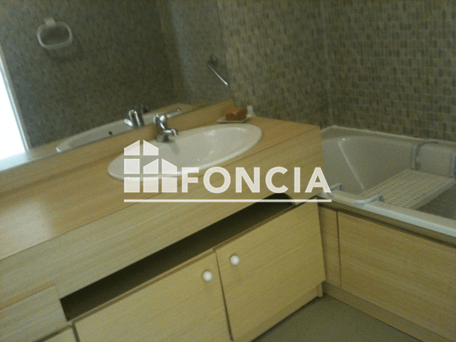 Appartement 3 pièces (67.44 m²) à louer - Carnoux-en-provence (13470)