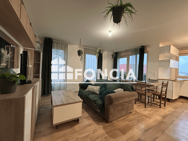 Appartement meublé 4 pièces (78.05 m²) à louer - Sotteville Les Rouen (76300)
