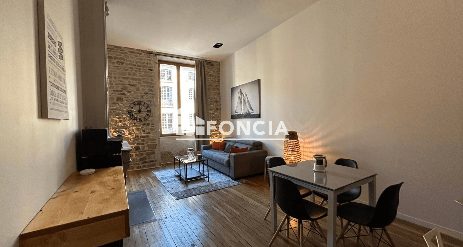 Appartement meublé 2 pièces (75.78 m²) à louer - Villefranche-sur-saône (69400)