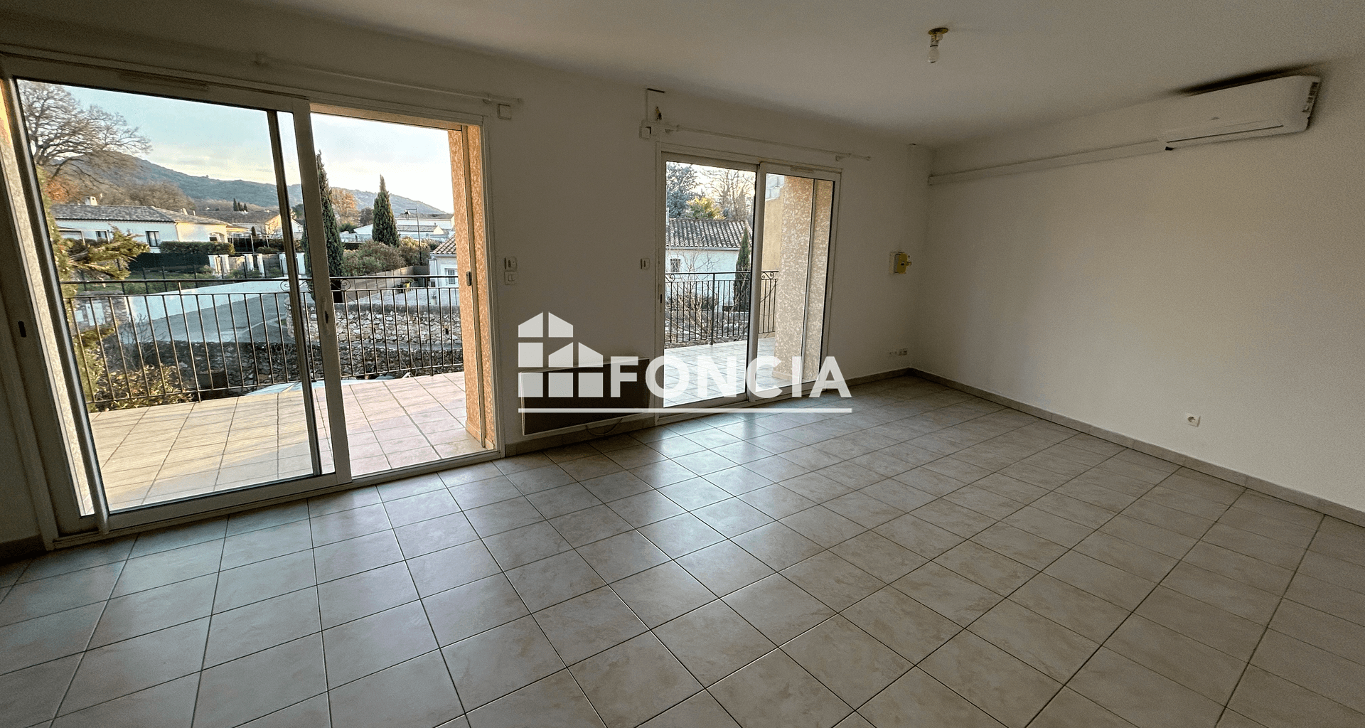 Appartement 2 pièces (56.01 m²) à louer - Saint-victor-la-coste (30290)