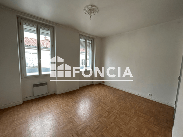 Appartement 2 pièces (50 m²) à louer - Villeneuve Sur Lot (47300)