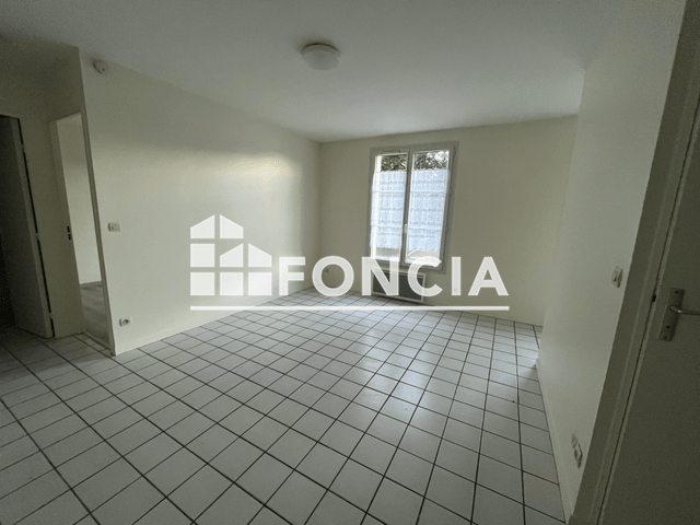 Appartement 2 pièces (34.28 m²) à louer - Nogent Le Roi (28210)