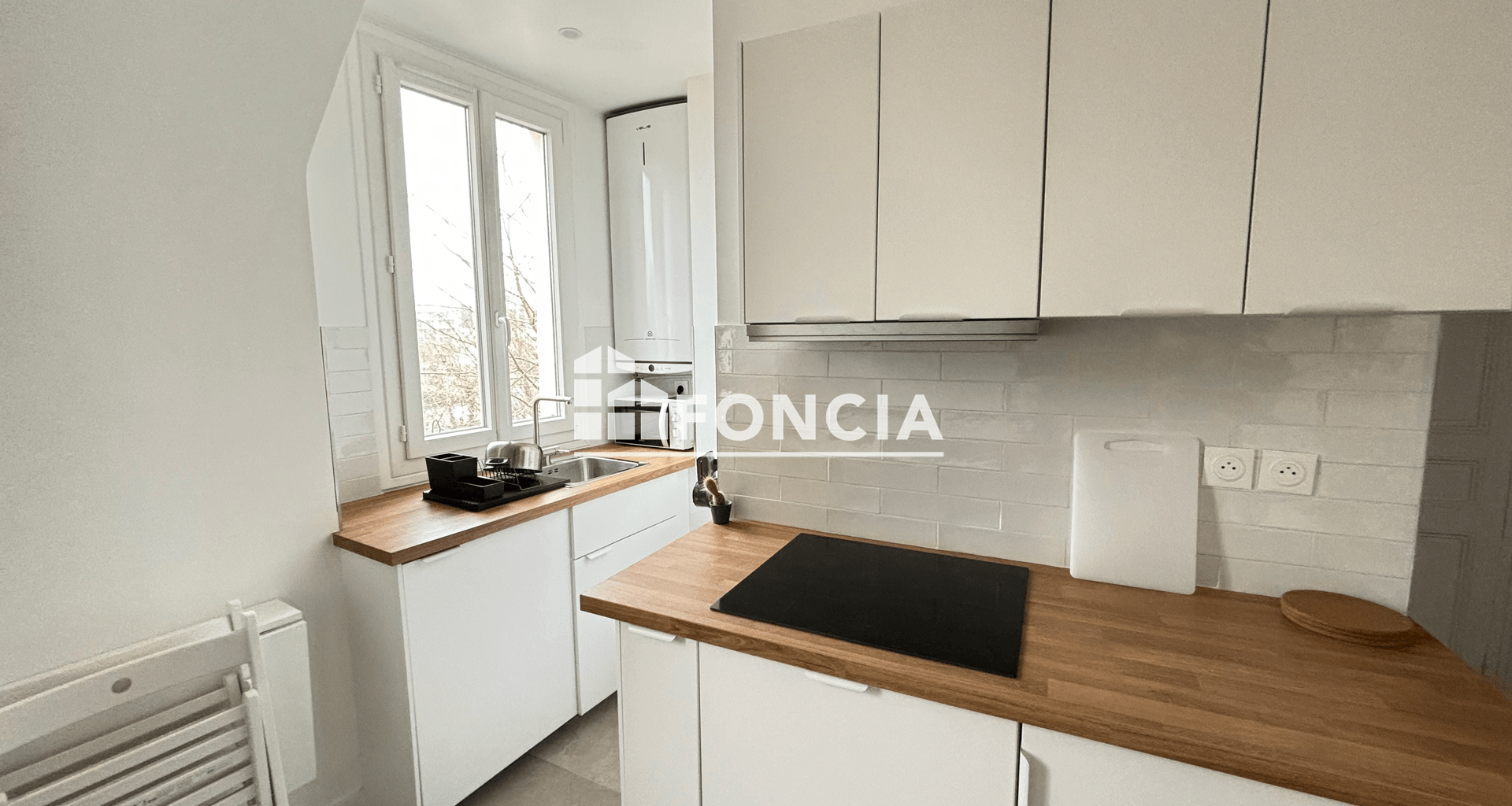 Appartement meublé 3 pièces (43.71 m²) à louer - Issy-les-moulineaux (92130)