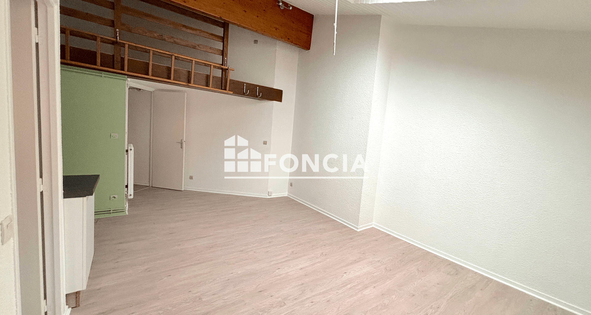 Studio (35.84 m²) à louer - Voiron (38500)