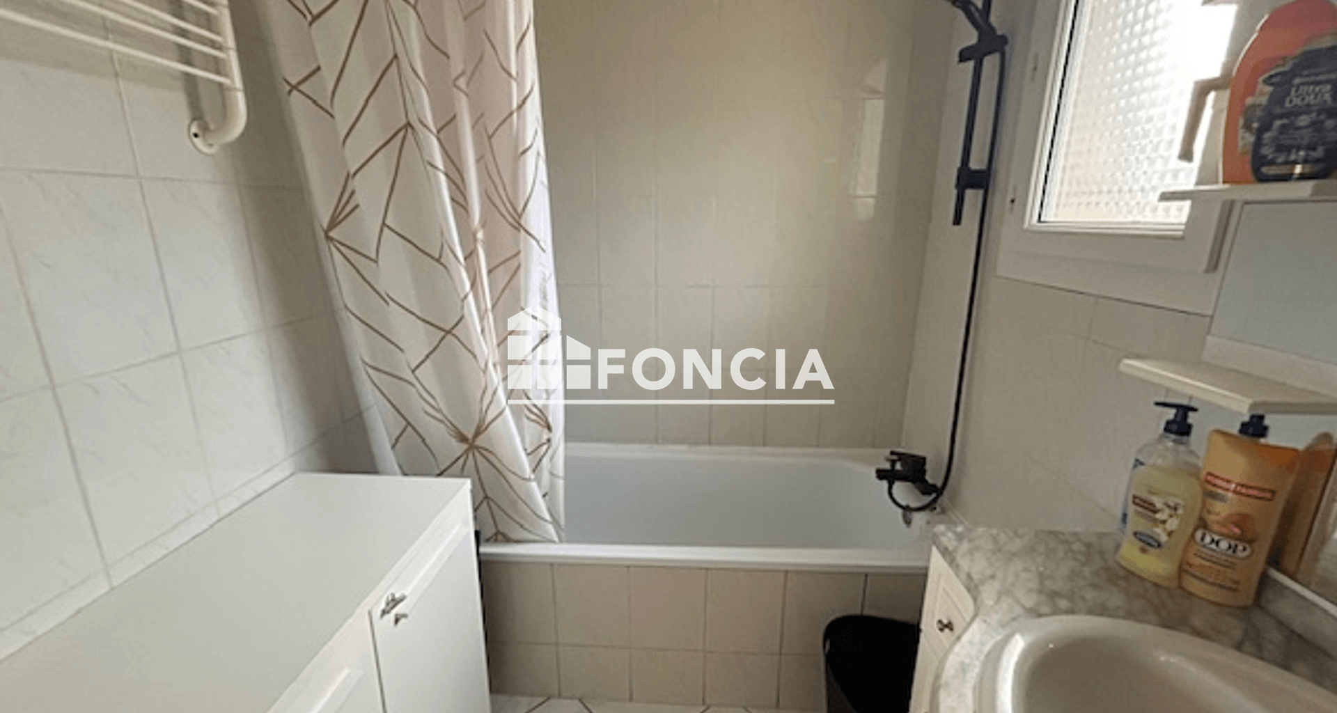 Appartement meublé 2 pièces (44.98 m²) à louer - Couzon-au-mont-d'or (69270)