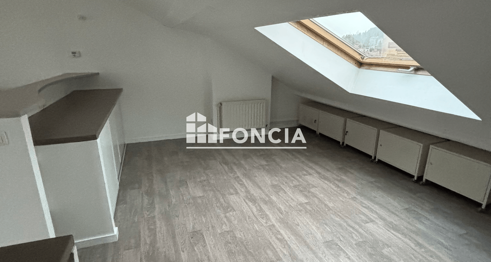 Appartement 4 pièces (85.45 m²) à louer - Saint-étienne (42100)