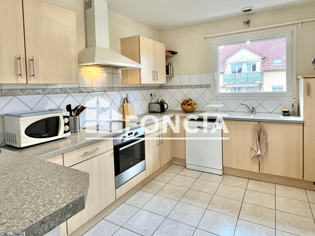 Appartement 4 pièces (88.46 m²) à louer - Chemaudin Et Vaux (25320)