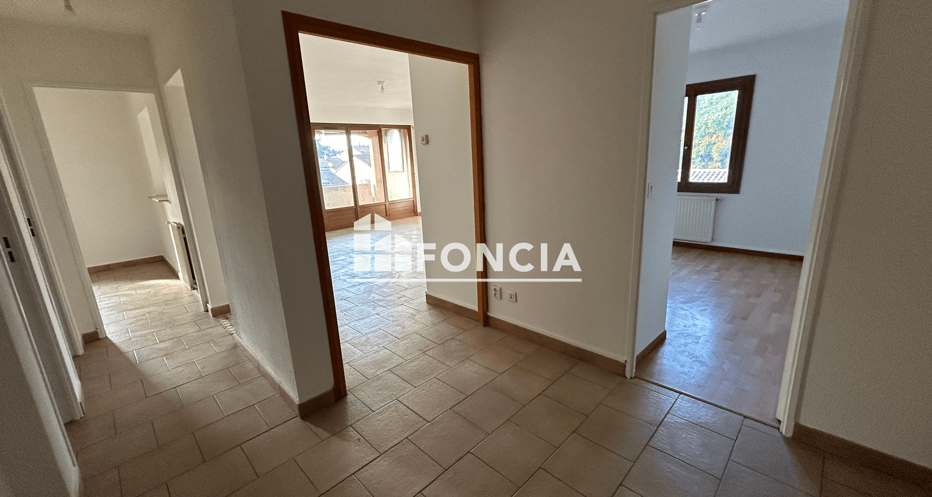 Appartement 2 pièces (58.05 m²) à louer - Pont-saint-esprit (30130)