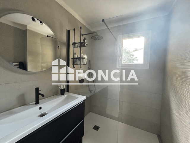 Maison 3 pièces (54.98 m²) à louer - Nimes (30000)
