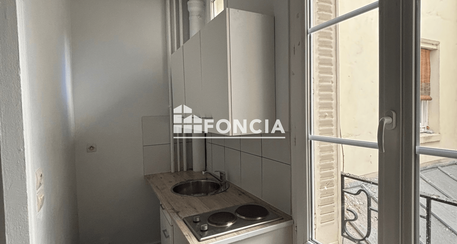 Studio (17.85 m²) à louer - Courbevoie (92400)